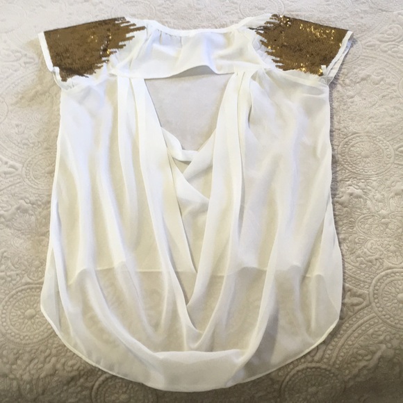 🆕 Junior’s top - Picture 2 of 2